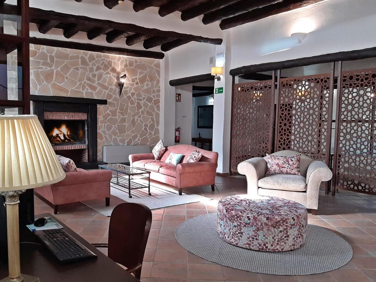 Hotel Apartamento Nueva Alcazaba Busquistar Ngoại thất bức ảnh